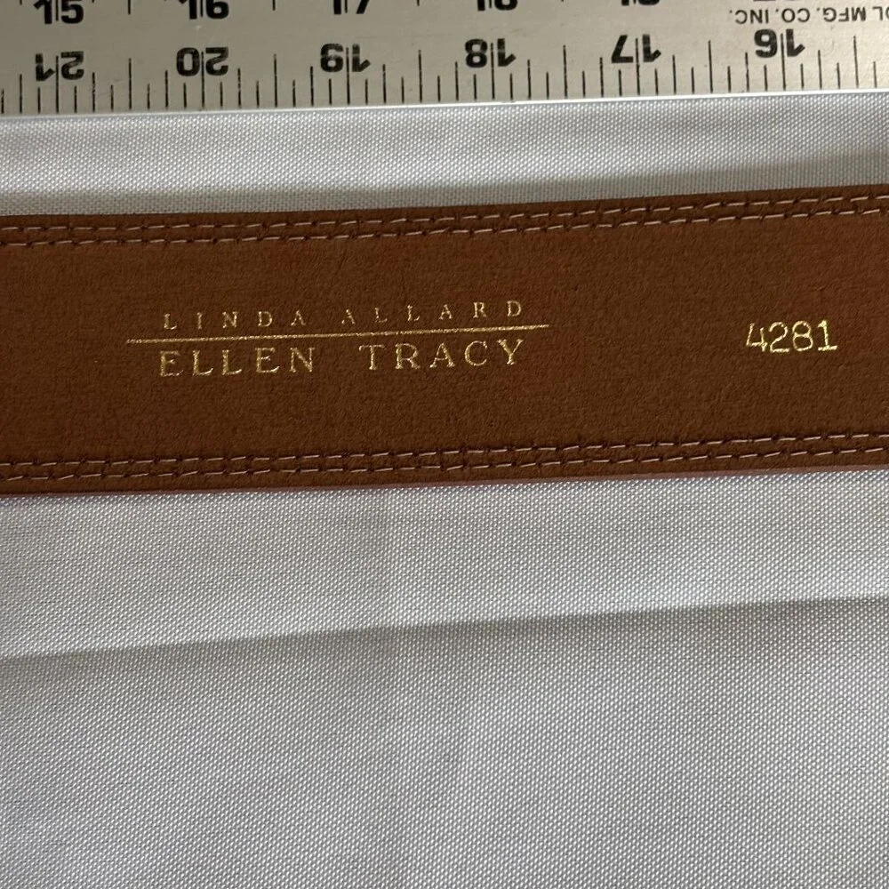 Linda Allard, Ellen Tracy Brown Genuine Leather Belt With Gold Buckle - Picture 7 of 8